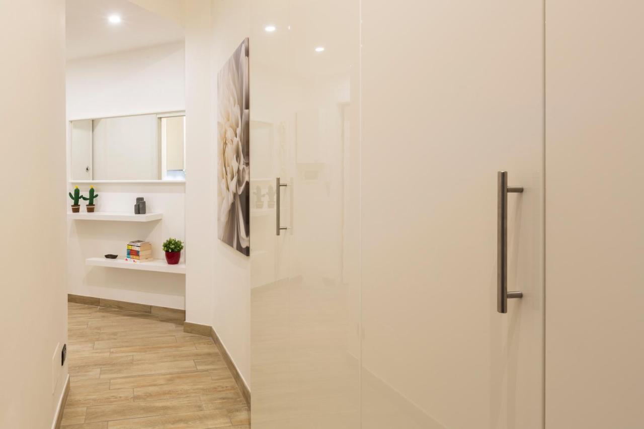 Yellow Line Apartment Milaan Buitenkant foto